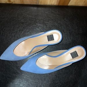 White House Black Market Blue Shoes💕